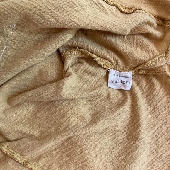 Magnolia Pearl Star Appliqué Hi Lo Francis Sweatshirt - Picture 6 of 7